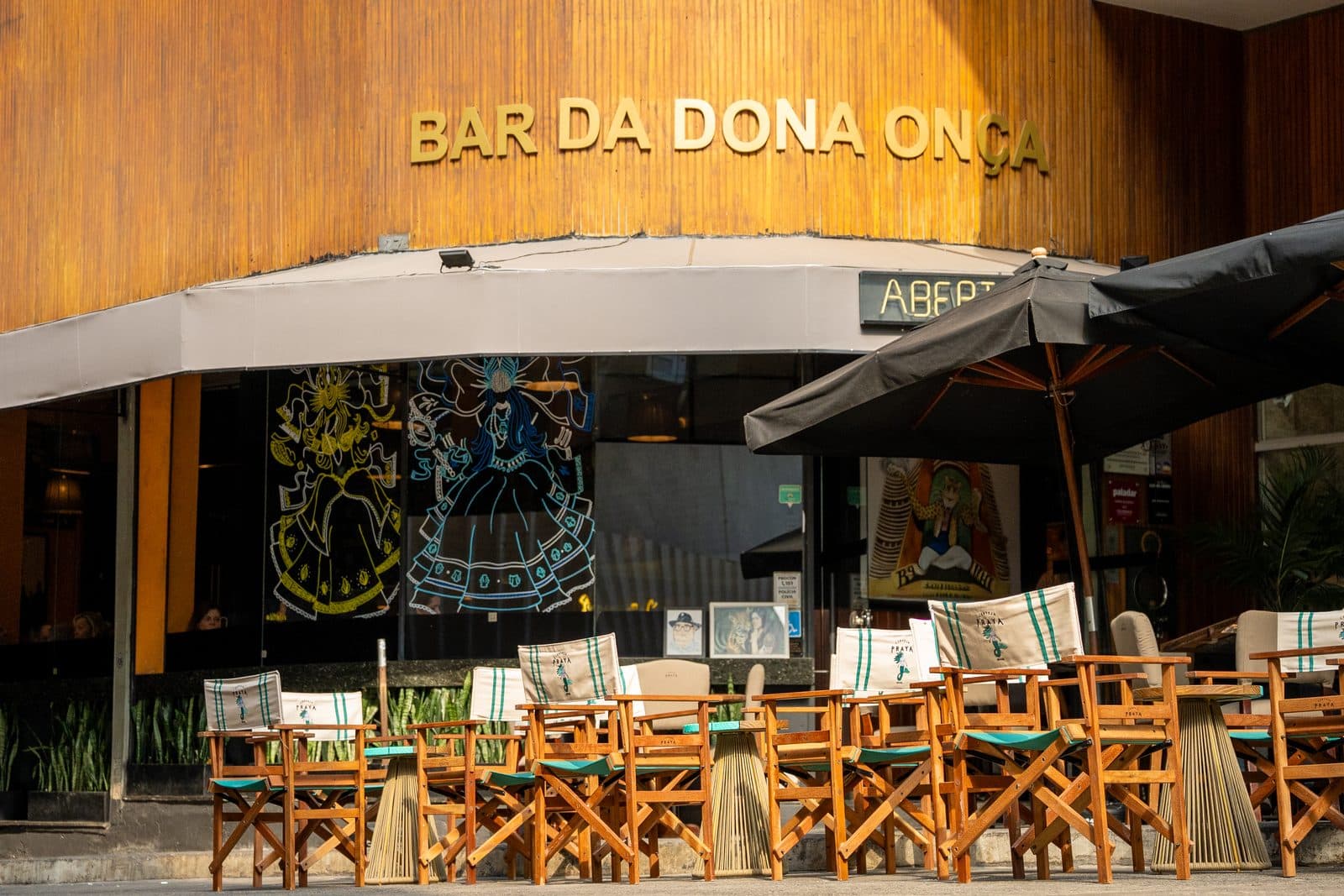 Bar da Dona Onça, no Edifício Copan, centro de São Paulo